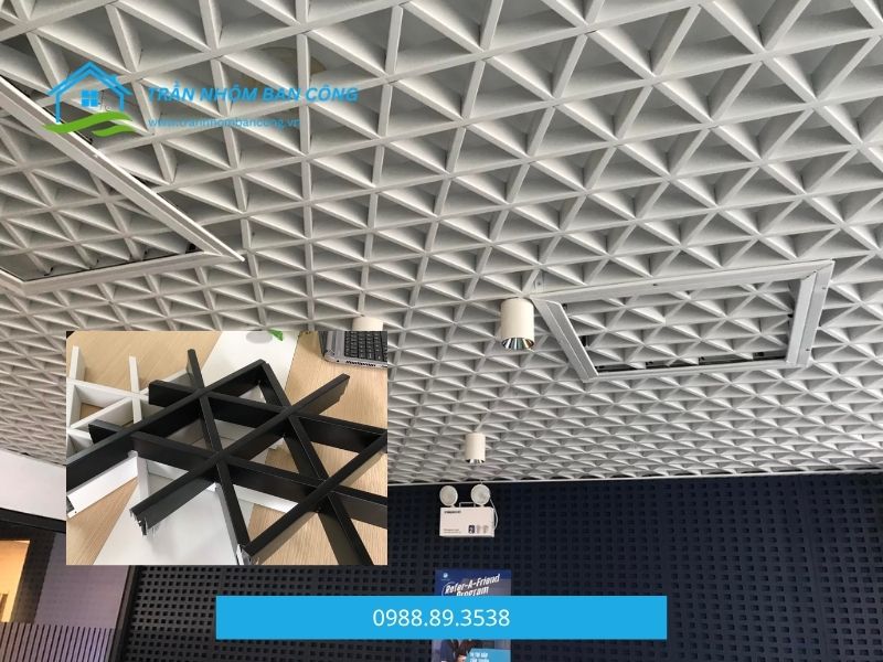 kích thước trần nhôm caro tam giác 
